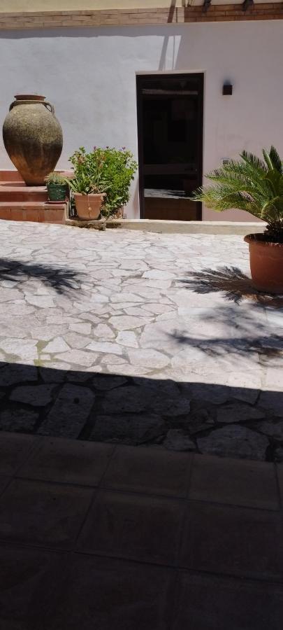 Corte Dei Venti Valderice Luaran gambar